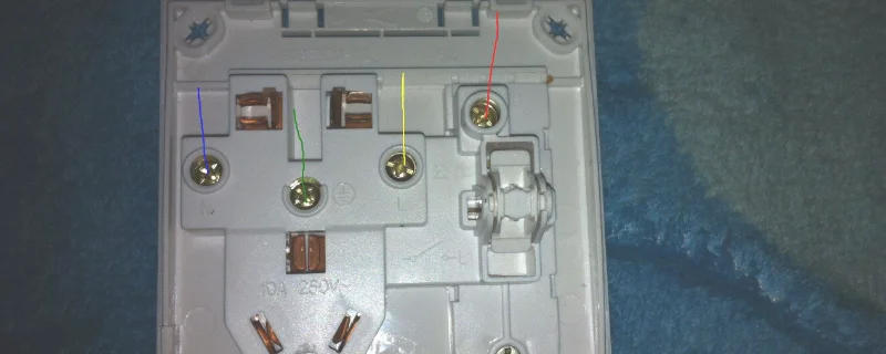 单开五孔插座怎么接线