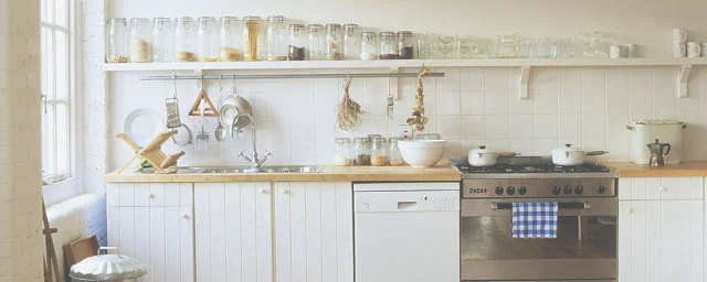 厨房灶台的油腻污渍如何清洗_专区精选