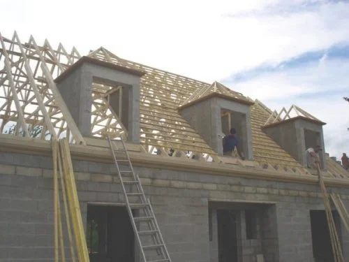 坡屋顶的承重结构有哪三种