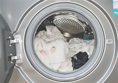 棉被能用洗衣机洗吗
