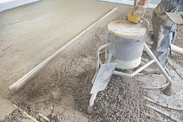 混凝土多长时间能达到使用强度