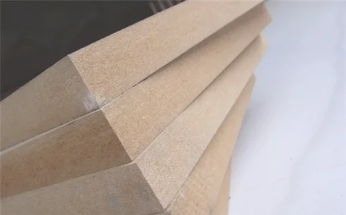纤维板材料是什么材料做成的