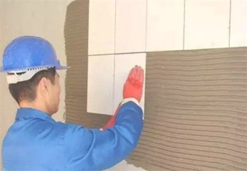 瓷砖吸色怎样清理干净