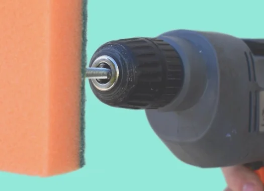 手电钻打孔垂直技巧方法是什么