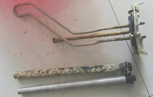 电热水器中的镁棒起什么作用