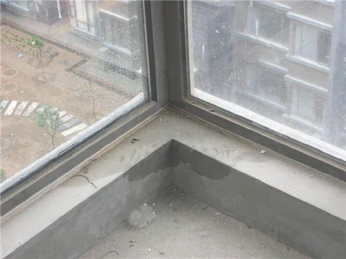 高层窗户漏水外面防水怎么做