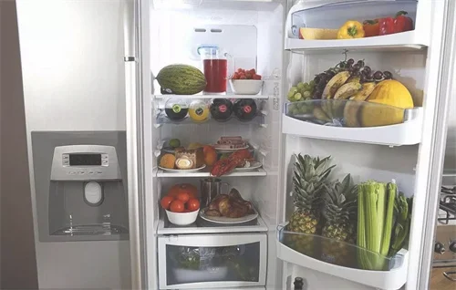 冰箱保鲜层老是有水怎么办