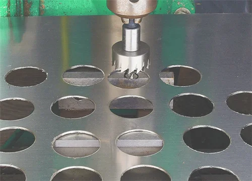 开不锈钢用什么开孔器