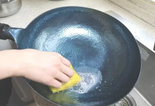 新锅怎么开锅可以达到不粘锅的效果