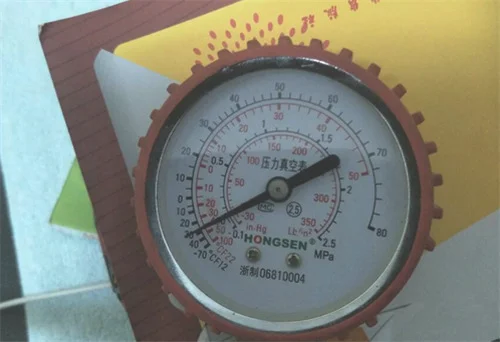 空调表怎么看压力表