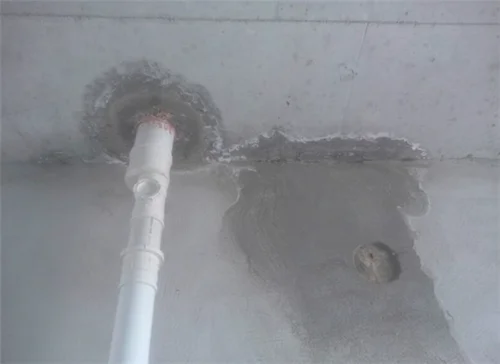 楼顶下水管道漏水怎么处理