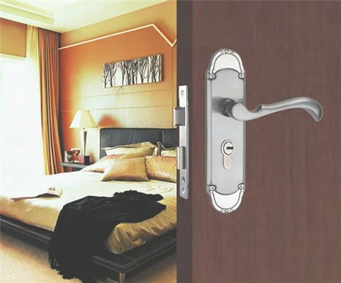 卧室锁芯坏了门打不开怎么办