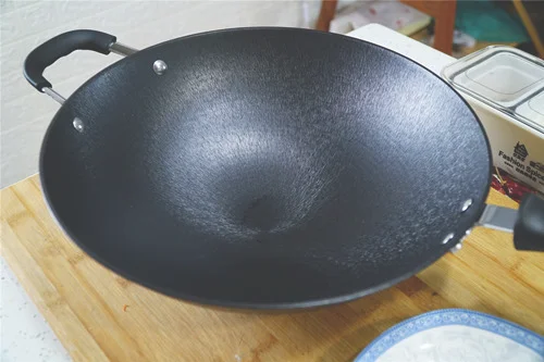 铁锅怎么洗都是黑的怎么办