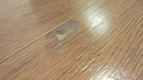 木地板的裂缝用什么方法处理