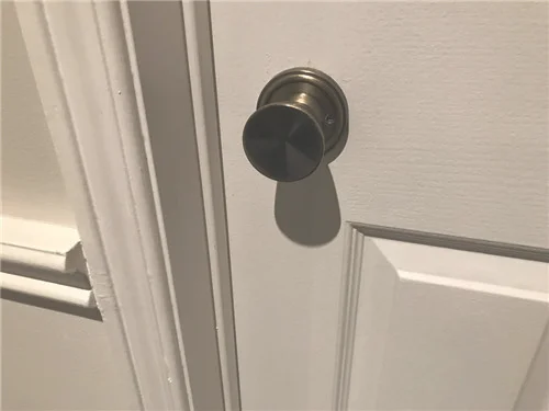 门关上打不开了怎么办