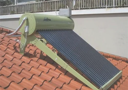 太阳能上水管漏水怎么修理