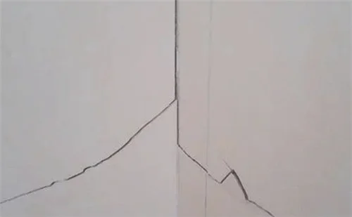 墙壁瓷砖开裂怎样处理