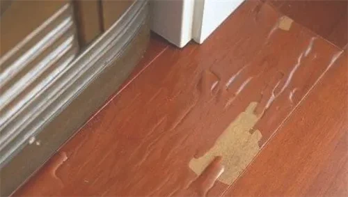 木地板破皮怎么修补