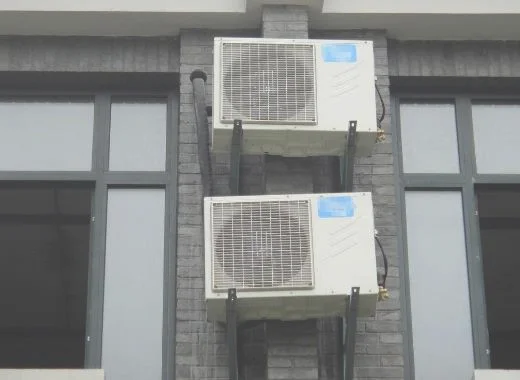 外墙空心砖怎么挂空调外机