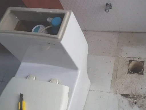 卫生间马桶不上水怎么修