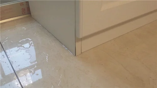 地板渗水怎么处理
