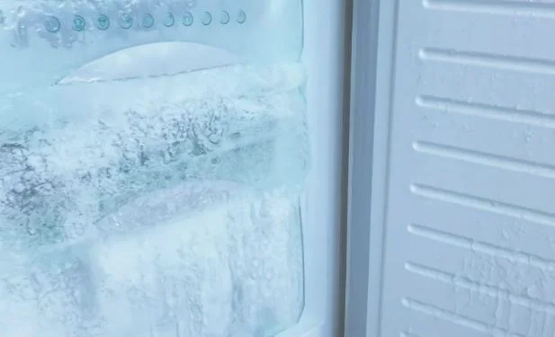 冰箱上下都结冰是什么原因