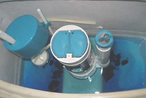 卫生间水箱冲水后一直漏水怎么处理