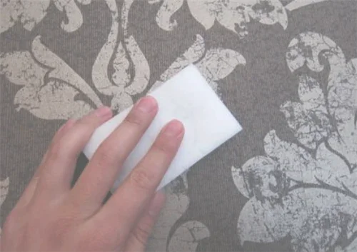 墙布清洁剂痕迹如何去除