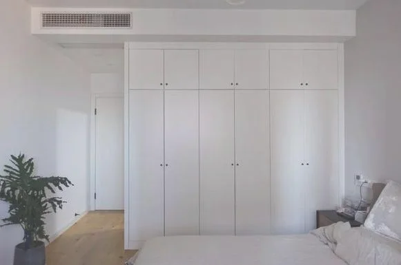 白色衣柜门清洁小窍门是什么