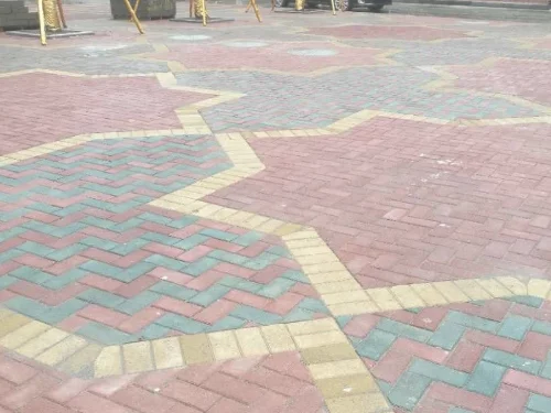 人行道砖干铺方法是什么