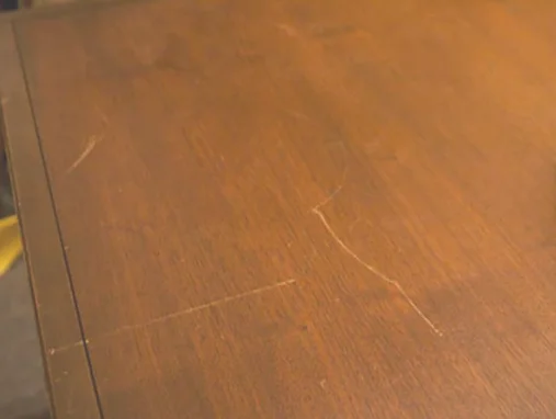 家具表面有划痕怎么修复