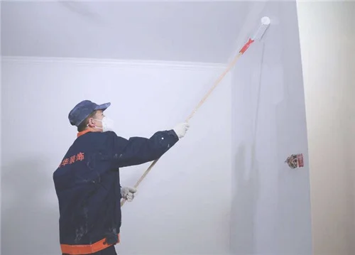 乳胶漆墙面翻新可以直接刷乳胶漆吗