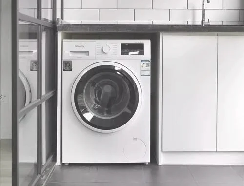 全自动洗衣机排污口怎么打开