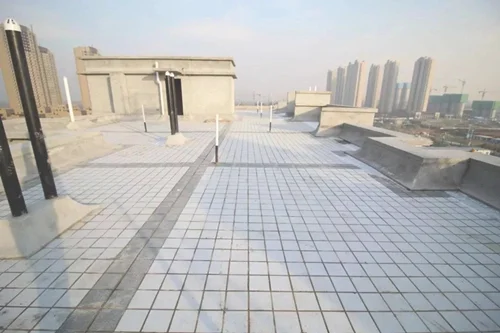 屋顶铺瓷砖能防水吗