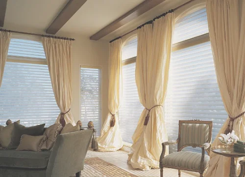 手拉升降窗帘的安装方法是什么