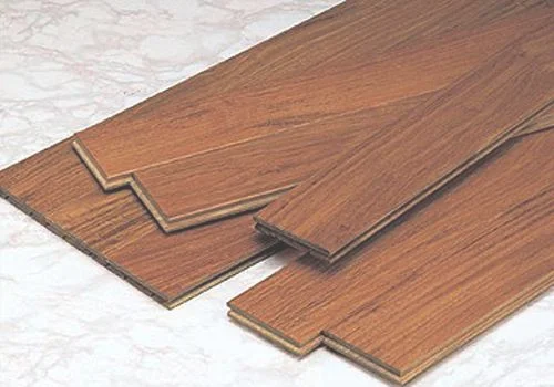 可以在瓷砖上直接铺木地板吗