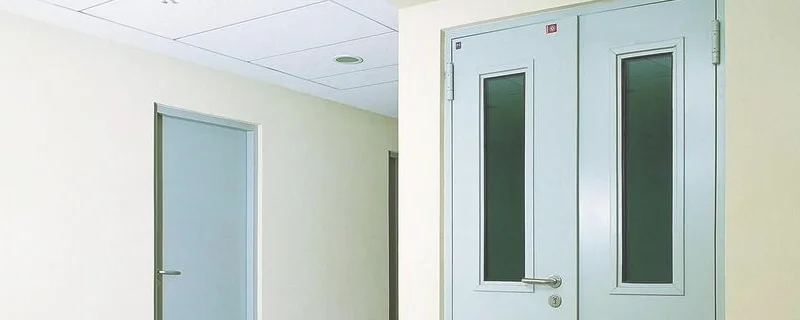 电梯机房的门是否采用防火门