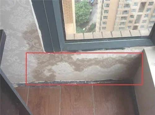 窗户和墙连接处渗水是为什么