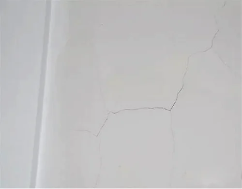 乳胶漆墙面开裂怎么修补