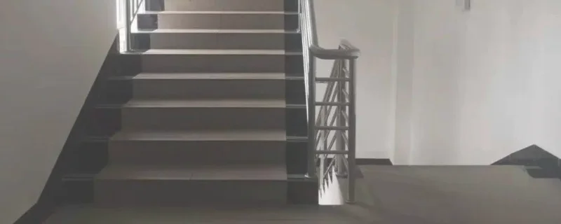 楼梯平台尺寸是多少