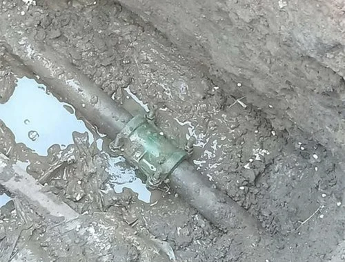 铁管道漏水如何快速补漏