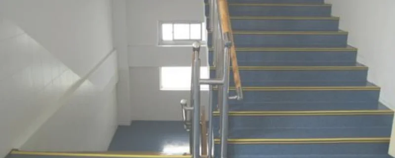 混凝土楼梯可以加宽吗