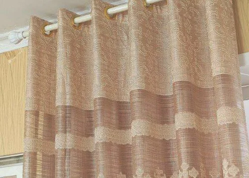 卧室有飘窗怎么做窗帘