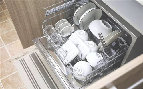 洗碗机三种洗涤剂都必须用吗