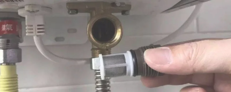 淋浴器阀门漏水怎么修理