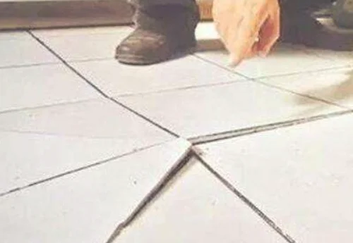 地板砖翘起来了怎么修复