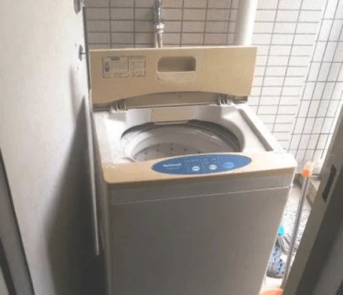 洗衣机坏了里面还有水怎么放掉