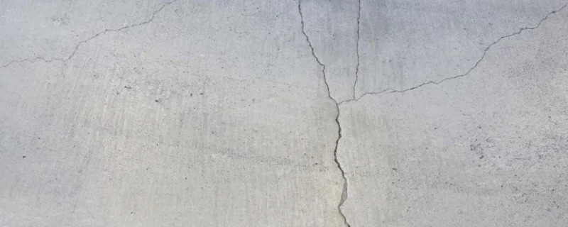 混凝土路面裂缝怎么处理