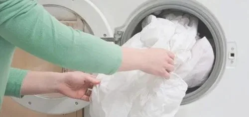 棉被可以用洗衣机洗吗