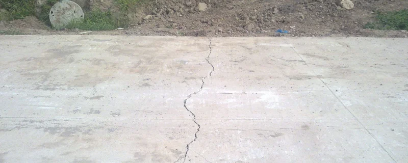 水泥路面起砂怎么修补